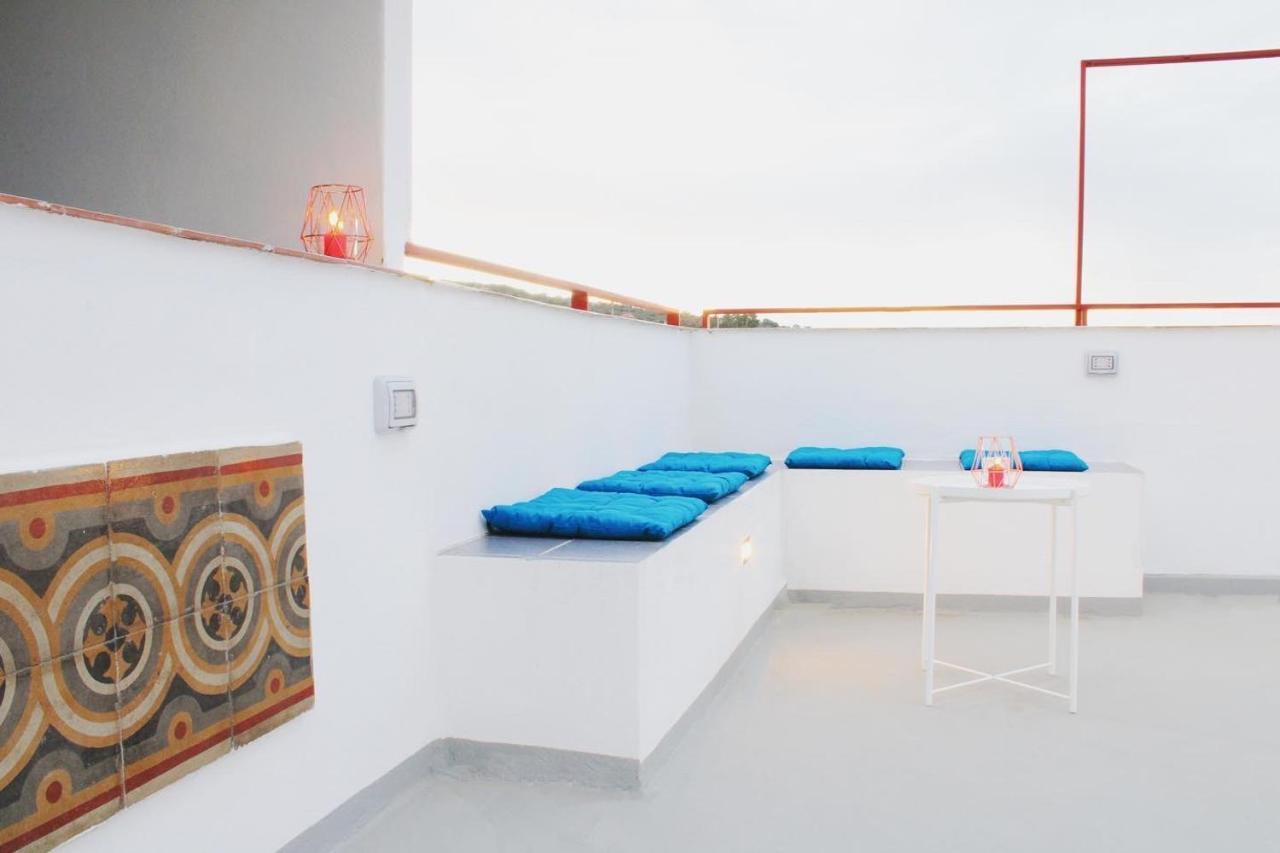 Duca D'Aosta Terrace, Skypool & Sauna แอคเควโดลชิ ภายนอก รูปภาพ