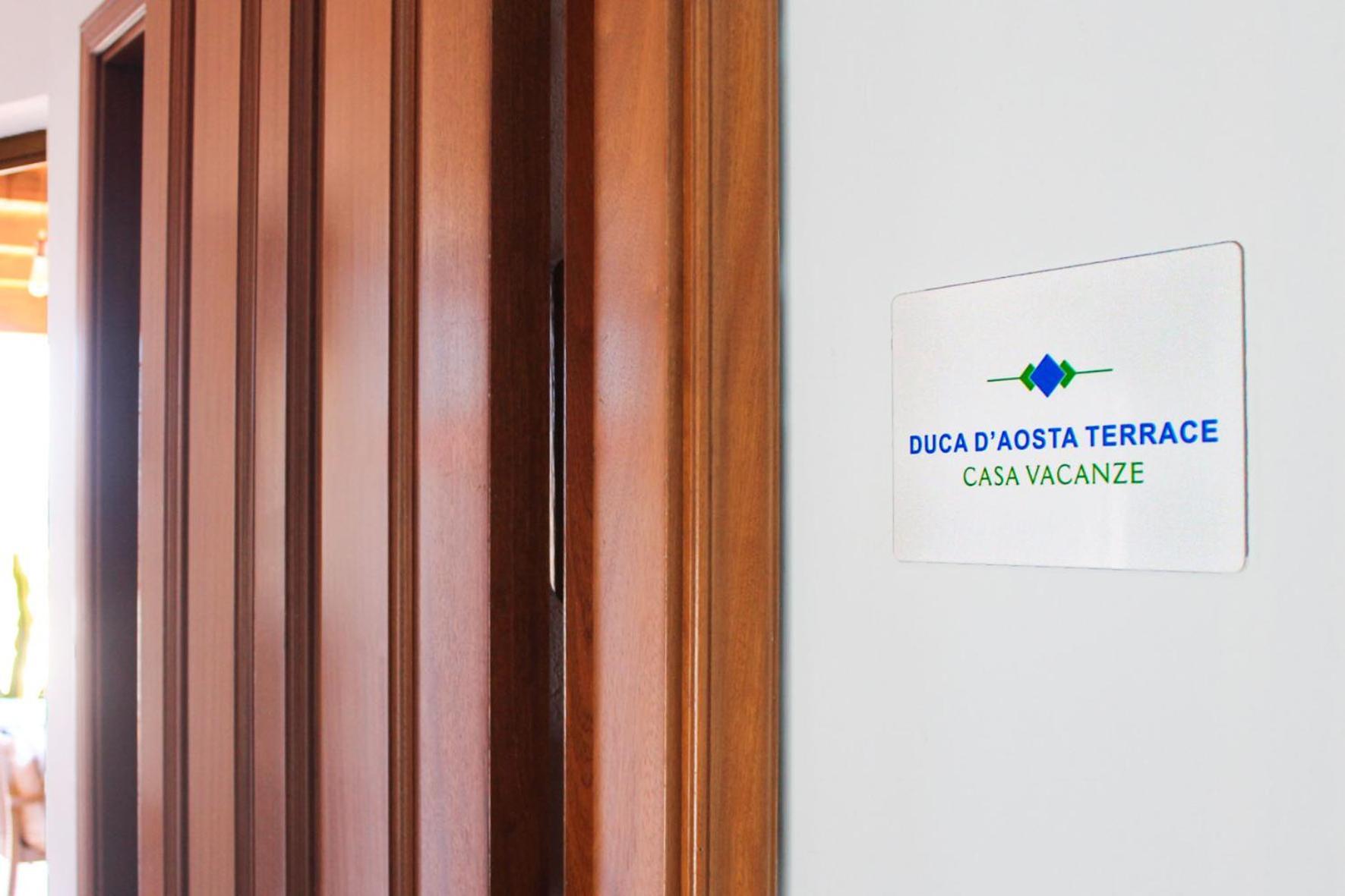 Duca D'Aosta Terrace, Skypool & Sauna แอคเควโดลชิ ภายนอก รูปภาพ